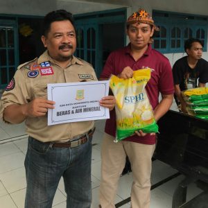 ASN Pemkot Mojokerto Salurkan Bantuan Korban Banjir di Kabupaten Mojokerto