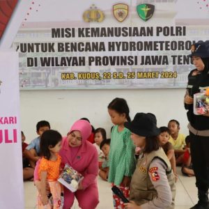 Kegiatan Trauma Healing Kepada Korban Bencana Banjir