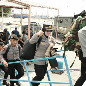 Polres Gresik Libatkan Tim Trauma Healing untuk Korban Gempa di Pulau Bawean