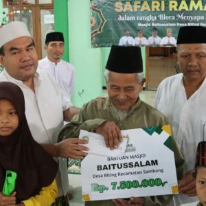Terus Getol Serap Aspirasi Warga, Bupati Blora Gelar Sahur dan Sholat Subuh Bareng
