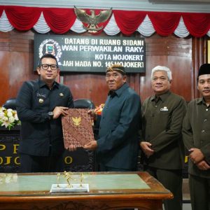 Pj Wali Kota Mojokerto Tangkap Rekomendasi Dewan Atas LKPj Sebagai Masukan Konstruktif Buat Kedepan