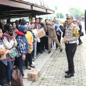 Warga Senang Saat Mudik Gratis Polres Mojokerto Kota, Buat Hemat Ongkos