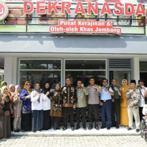 Re Opening Gerai Dekranasda Kabupaten Jombang Oleh Pj Bupati Jombang Sugiat