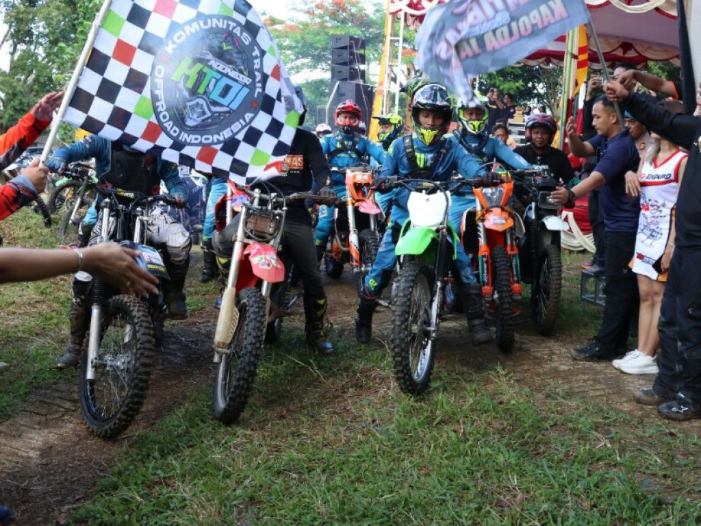 Trabas Kamtibmas Polres Kudus Diikuti Ratusan Offroader Dari Berbagai Daerah
