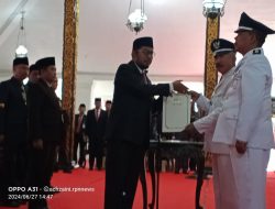 Sah, Kades di Sumenep Resmi Terima SK Perpanjangan dari Bupati