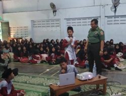 MPLS SMP IT Mambaul Ulum, Danramil 0815/09 Mojosari Berikan Edukasi Wasbang