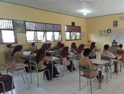 Babinsa Koramil 07/Jangka Laksanakan Anjang dan Sosialisasi Kepada Siswa/Siswi MAN 7 Bireuen