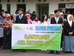 Ilusa Gelontorkan Ratusan Tangki Air Bersih ke Sejumlah Desa Terdampak Kekeringan