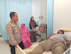 Wujudkan Dukungan Moril Kepedulian Kapolsek Jetis Kepada Anggota Mengalami Sakit