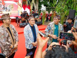 Jadi Pembicara _Talkshow Show Case_ Bersama Menparekraf RI, Pj. Gubernur Adhy Dorong Inovasi Parekfaf