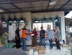 Bentuk Kepedulian Terhadap Warga, Pemdes Bono Salurkan Bantuan Pada Warga Korban Kebakaran