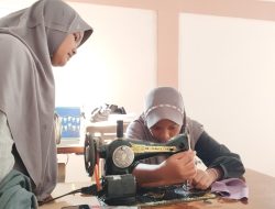 Pelatihan Menjahit di Ponpes Al buruj Jepara