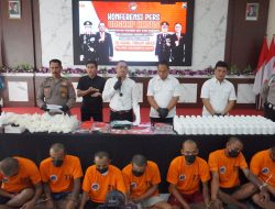 Progran Asta Cita Presiden Polres Mojokerto Kota Amankan 139.830 Pil Double L dan Sabu dari 7 Tersangka