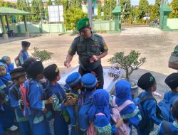 Kenalkan Profesi TNI Sejak Dini, Koramil 0815/07 Jetis Berikan Edukasi Anak Didik TK R.A Darussalam
