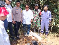 Dinas ESDM Jatim dan SKK Migas Kunjungi Lokasi Semburan Sumur Bor di Pasongsongan