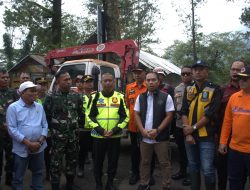 Persiapan Pembersihan Material Longsor, Dandim 0815 Bersama Kapolres Mojokerto Dampingi BPBD Provinsi Jatim Lakukan Assesment