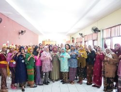 Peringati Hari Kartini, Ning Ita Ajak Kader Motivator dan PKK Sukseskan Program Pemerintah