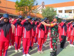 Koramil 0815/19 Magersari Bekali Siswa SMPN 2 Semangat Nasionalisme dan Kedisiplinan