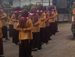 Babinsa Koramil 0815/16 Pacet Bina Kedisiplinan Siswa di MTS The Noor: Wujud Pembentukan Karakter Generasi Muda