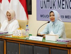 Media Sosial Media jadi Ladang Cuan, Ning Ita Ingatkan Generasi Muda Harus Paham Aturan