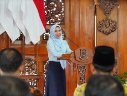 Serahkan Penghargaan Mojo Indah 2025, Wali Kota Mojokerto Apresiasi Para Inovator