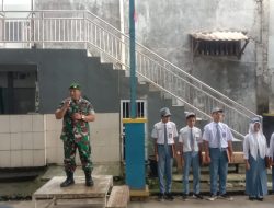 Danramil 0815/09 Mojosari Ajak Siswa SMK Raden Rahmat Jadi Generasi Tangguh Berjiwa Nasionalis