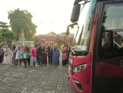 Lepas Kontingen Kota Mojokerto, Ning Ita: Kreativitas Anak Harus Difasilitasi Sejak Dini