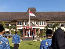 Bupati Tegaskan Kepada ASN di Kabupaten Demak Agar Lebih Bekerja Keras dalam Melayani Masyarakat 