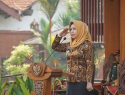 Marak Bendera “One Pice”, Wali Kota Mojokerto Ajak Warga Kibarkan Bendera Merah Putih Serentak, Sebagai Simbol Cinta Tanah Air