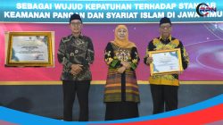 Keren, Pemkab Sumenep Lewat DKPP Raih Penghargaan Sertifikat Halal dari Gubernur Jatim