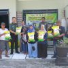 Antusias Warga, 1 Ton lebih Beras SPHP Disalurkan di Makoramil 0815/06 Kemlagi