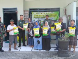 Antusias Warga, 1 Ton lebih Beras SPHP Disalurkan di Makoramil 0815/06 Kemlagi
