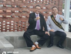 Dengan Dedikasi Tiada Henti, Dr. Rukin, S.Pd., S.H., M.Si. Sukses Mengantarkan Puguh Kurniawan, S.E., Direktur Utama PT BIZZA KURNIA MULTINDO Sidoarjo, Menyandang Gelar Magister Manajemen