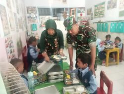 Babinsa Kodim 0815/Mojokerto Dampingi Program Makan Bergizi Gratis di Seluruh SPPG Mojokerto Raya