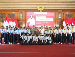 Wali Kota Mojokerto Lepas Kontingen Jumbara PMR X Jawa Timur