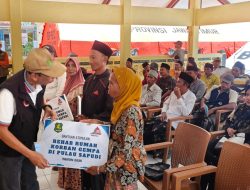 Pemkab Sumenep Salurkan Bantuan Perbaikan Rumah Warga Terdampak Gempa di Pulau Sapudi