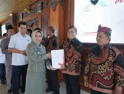 17 Pendonor Sukarela Kota Mojokerto Terima Penghargaan, Wali Kota Apresiasi Ketekunan dan Keikhlasan