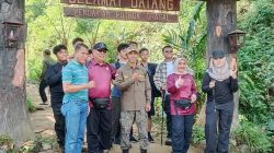 Nostalgia Tak Terduga Antara Atasan dan Anggota di Puncak Gunung Pacet