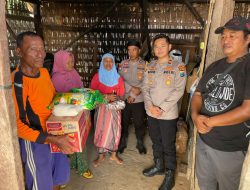 Jumat Berkah, Polsek Lenteng Tebar Kepedulian untuk Warga yang Membutuhkan