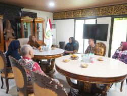 MSF 2025 Usai, Wali Kota Mojokerto Serahkan Hadiah Utama Umrah