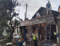 Kebakaran Hanguskan Toko dan Rumah Warga di Rejosari Demak, Kerugian Ditaksir Rp100 Juta